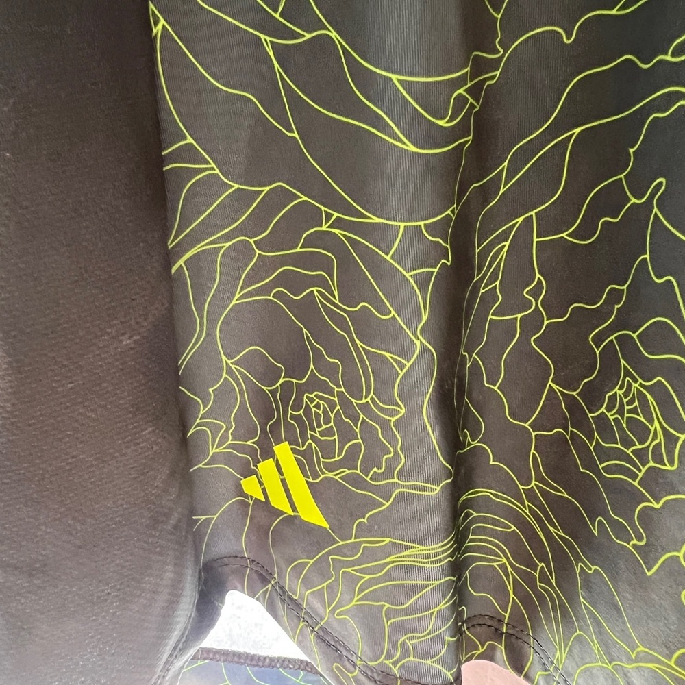 Adidas Green Performance Rash Guard Top - Picture 3 of 4